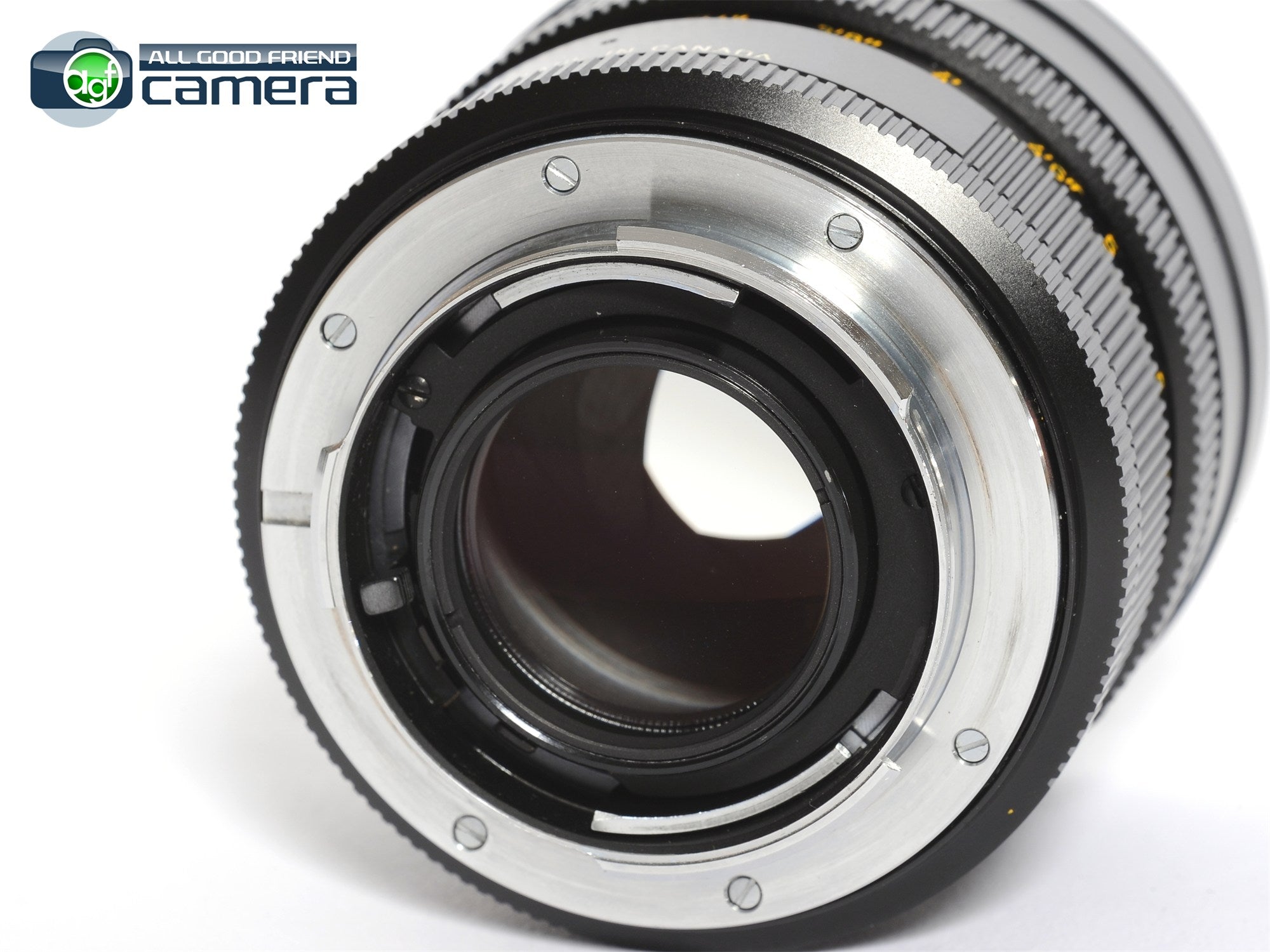 Leica Summicron 90mm f2 - silver made in canada Leica Summicron 90mm f2 - silver made in canada