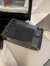 Load image into Gallery viewer, Leica M10-P Digital Rangefinder Camera Black Chrome 20021